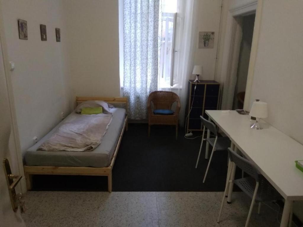 Rooms Veveri - Uvoz, 10 Min Peski Do Centru Brünn  Kültér fotó